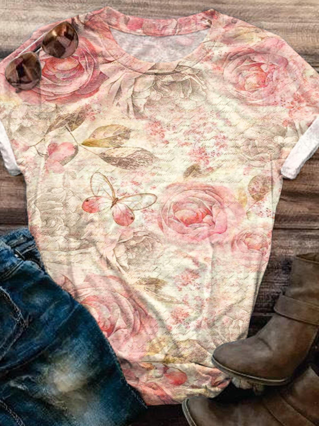 Pink Roses Vintage Casual T-shirt